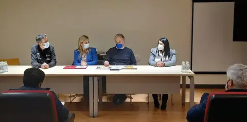 Charla en Vimianzo sobre os Caminos