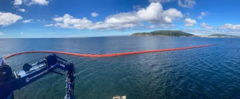 Exercicios de Salvamento na ria de Corcubion