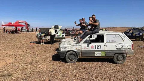 4 mazaricans no deserto nun Seat Panda 2