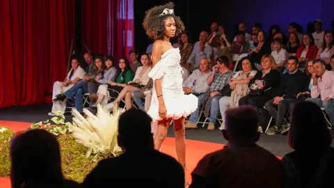 Novos desenadores desfile Mostra Encaixe