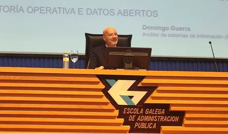 Domingo GUerra na scola Galega de Administración Pública (EGAP)