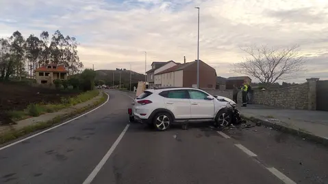Accidente na AC4040 nas Travesas