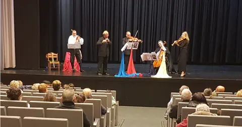Concerto en Cee da Escola de Musica