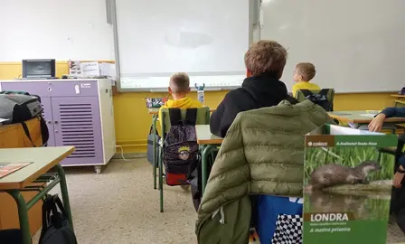 Espias no Bosque con Senda Nova Charlas nos coles Carballo