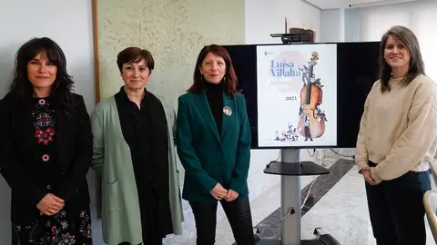 Diana varela Punal e Soledad Agra cos premios Normaliacion