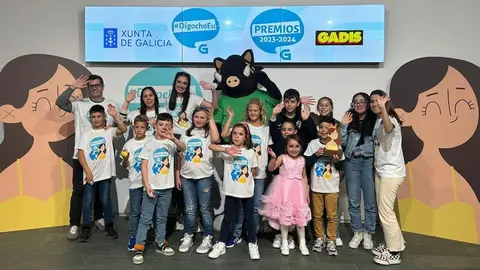 Escolares de Santa Comba no Premio Digocho eu