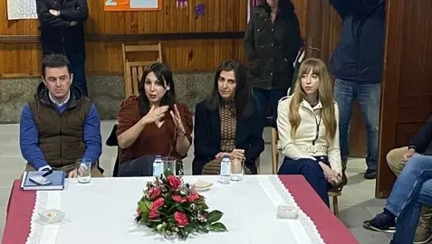 Pilar Rioboo Nunel segunda pola esquerda