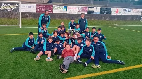 A familia das EFConcello de Carnota en Fontenla coa Copa da Costa F8