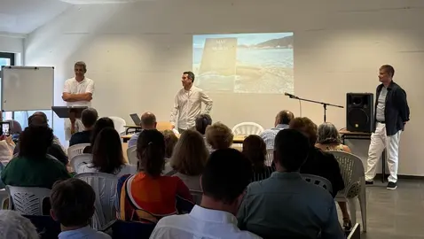 Presentacion libro Arturo Malvarez en Muros