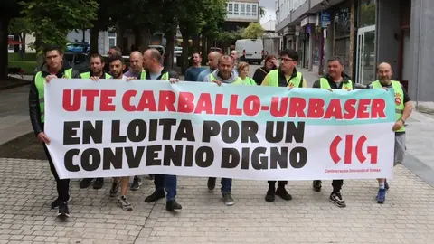Concentracion traballadores lixo Carballo 3