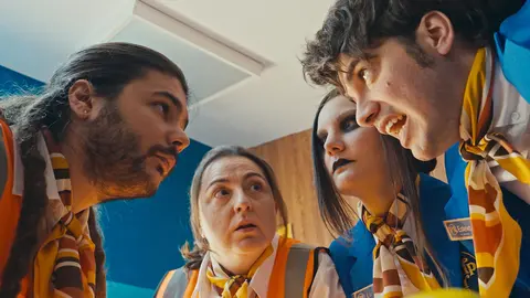 Lucia Veiga e Pablo Meixe entre o elenco da serie Pulp Air