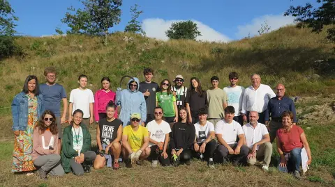 Castro Montes Claros laracha- Campo de Voluntariado