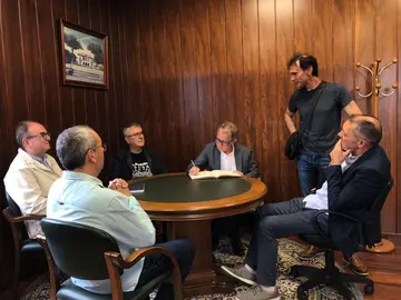 Visita institucional a Zas Manuel Gonzalez1