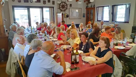 HOmenaxe a Emilia en Corcubion