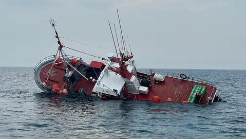Afundimento Naufraxio camarinas Valencia 