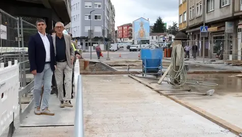 Carballo. A Coruña
O director de Augas de Galicia, Roi Fernández, visita as obras que está a executar o organismo hidráulico no río Anllóns.
04/10/2024
Foto: Moncho Fuentes / AGN A Coruña