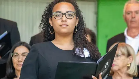 Itzel Walche na Coral Polifonica Costa da Morte