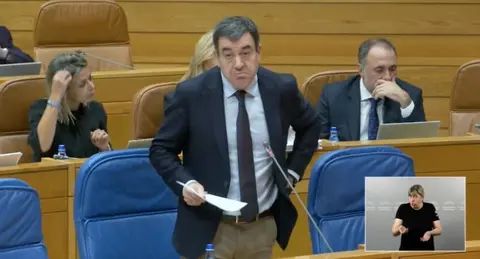 Roman Rodriguez Conselleiro de Educacion no Parlamento