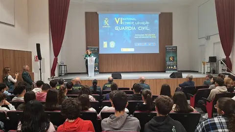 Maria Rivas na presentacion da Ciberliga da Garda Civil