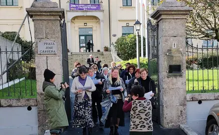 25N en Corcubion Grita galega canta