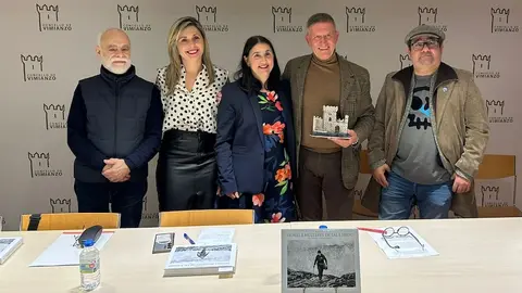 Presentacion do libro de Xesus Bua en Vimiazo