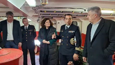 Visitando o Buque Carnota