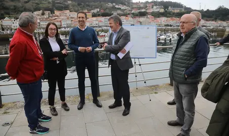 Conselleiro de Mar coa alcaldesa de Muros