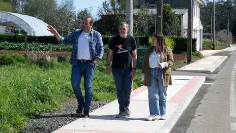 Jose Manuel Brenlla e Lolo MUino coa deputada socialista Cristina Garcia. 2