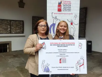 GABRIELA COA PROFESORA DE GALEGO