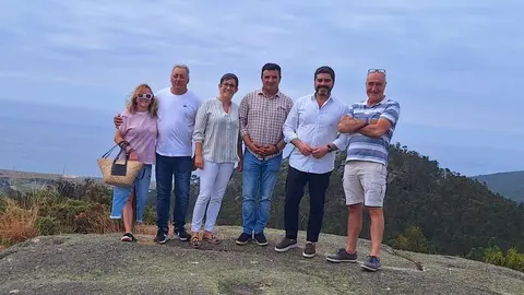 Paula Mouzo e Roberto Rodríguez nos penedos de Traba e Pasarela 01