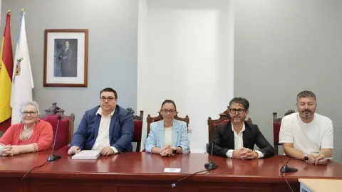 Maria Lago e Luis Oujo na nova directiva da Ria da Estrela