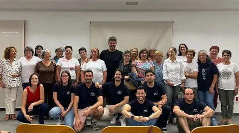 Foto de grupo no acto de presentación