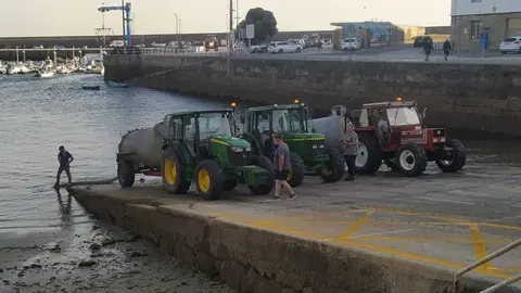 tractoristas de Corme nos lumes