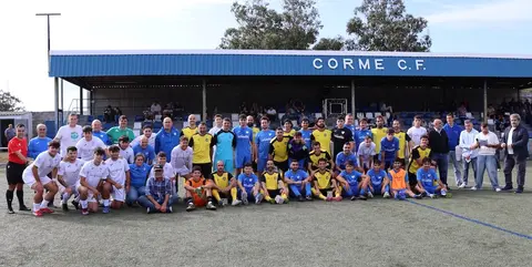 Triangular Solidario polo lumes no Cairo