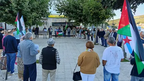 Concentracion por Palestina en Corcubion