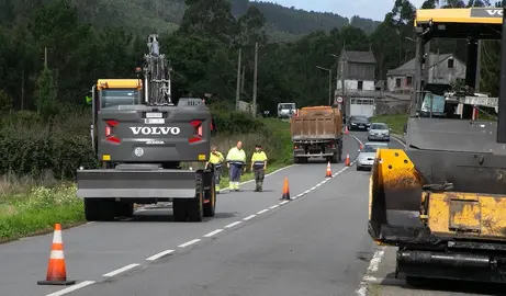 Obras estrada DP-1902 Carballo-Razo