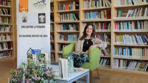 LEDICIA COSTAS no Cñub Baiolendo