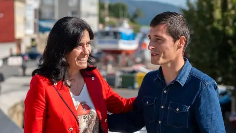 Paula Prado e Luis Insua en Fisterra