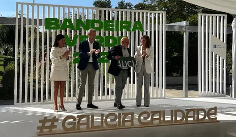 2025.10.14.- Bandeira Verde para o Concello da Laracha