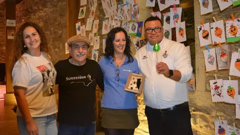 Luís Miguel Ramas Ramírez e Omar Jonathan Pule coas brvas dos Cormorans na cita do ano pasado cos Peons