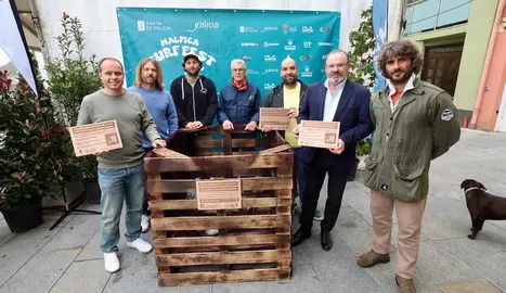 Praia Pallet Malpica octubre