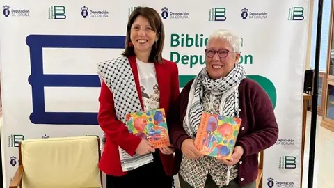 Sol Agra e CariCa Laxe na presentacion de Coralia e Maruxa 1