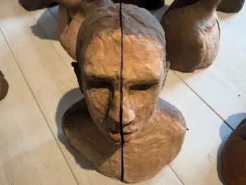 Alvaro de la Vega na Galeria Manolo Eirin 1