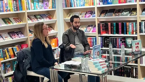 Marta Seoane e Francisco Lorenzo no Espazo Lector Nobel de Carballo