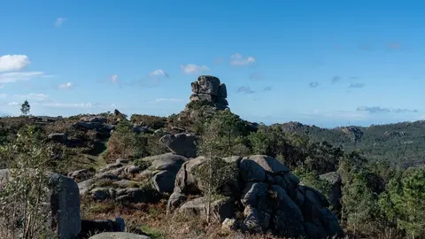 PENEDOS DE PASARELA E TRABA