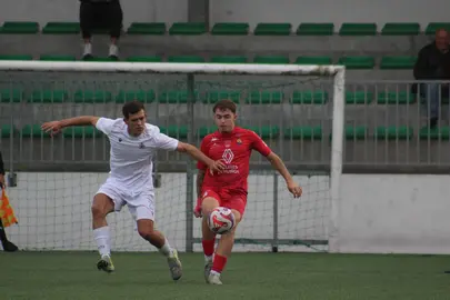 Fran Moreira ante o Club do Mar-Foto-marina BUsto