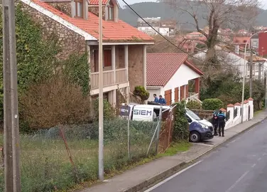 Lanzamento desocupacion dunha vivenda en Fisterra