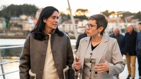 Paula Prado e Paula Mouzo en Camarinas