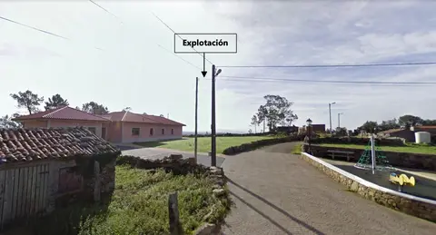 Mona de Coens dende a aldea de Coens