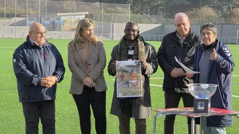 Presentacion Torneo Solidario Futbol da Costa en Vimianzo